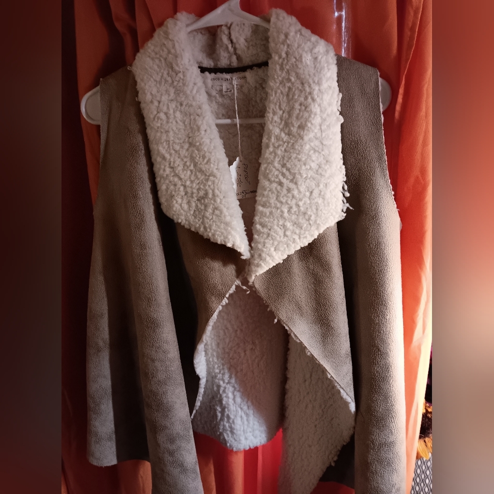 Coco & Jaimeson vest